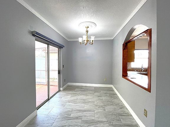 5th image of 2348 Cordova Ct