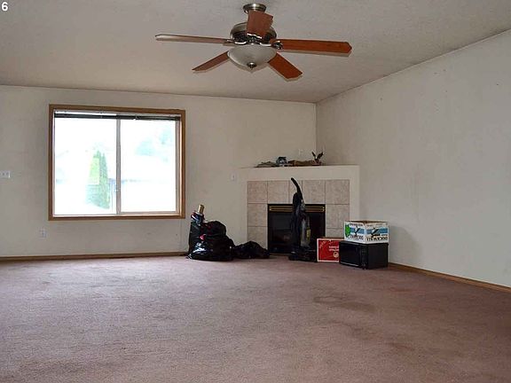 4th image of 9913 NE 59th Ave