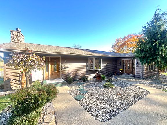 2nd image of 313 Ethel Ln