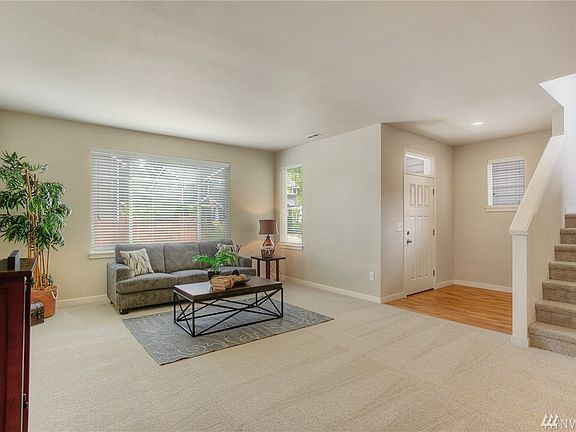 4th image of 17218 117th Ave E