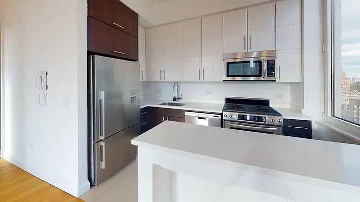 Rented by UDR | media 12