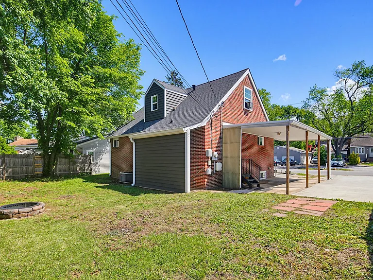 619 Old Stage Rd — Photo 36