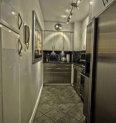 Rented by New York City Apartments | media 36