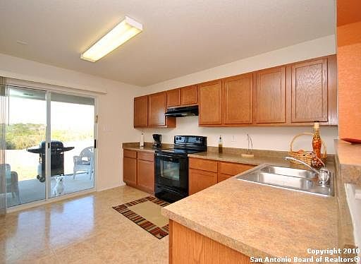 4th image of 23943 Wimberley Oaks
