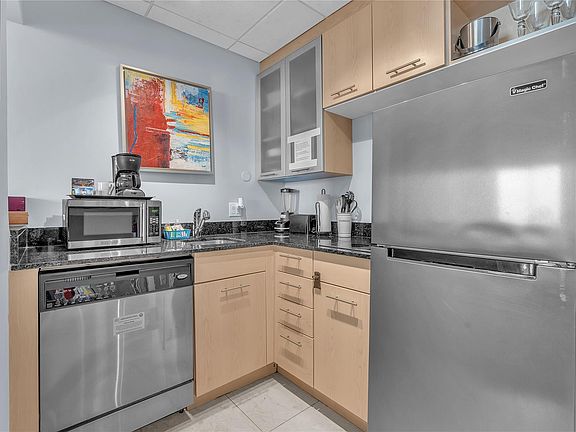 5th image of 2670 E Sunrise Boulevard #1421