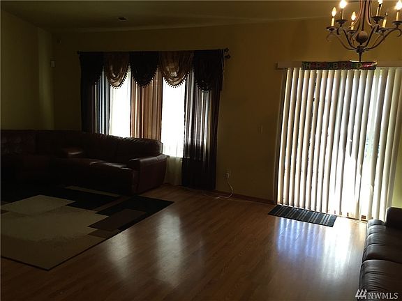4th image of 19802 12th Avenue Ct E