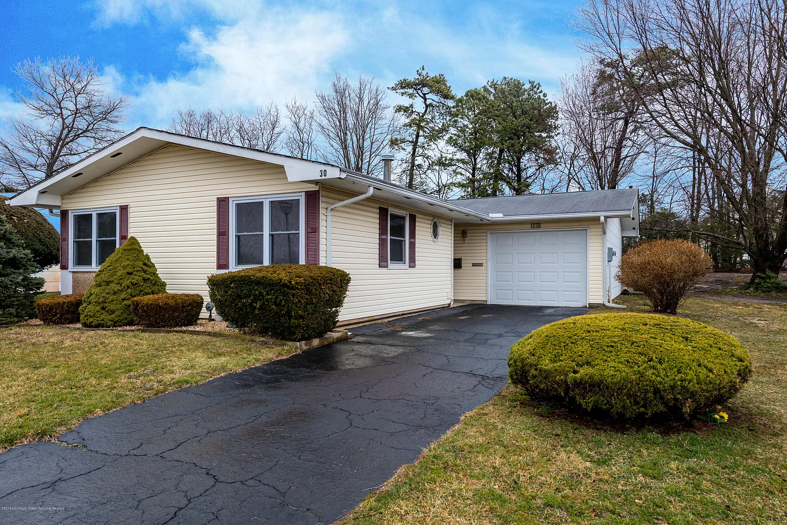30 Phillips Rd photo 1