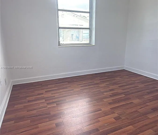 133 NW 43rd Pl #B — Photo 2