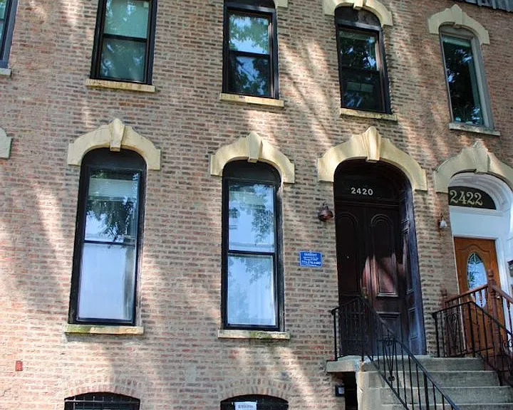 2420 N Seminary Ave — Photo 1