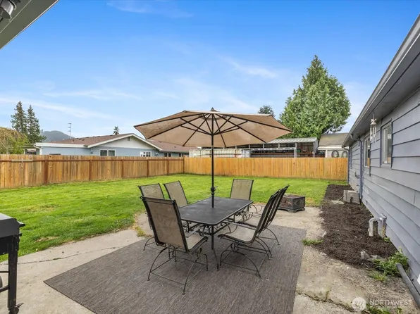 1922 S Wall Street, Mount Vernon, WA 98273