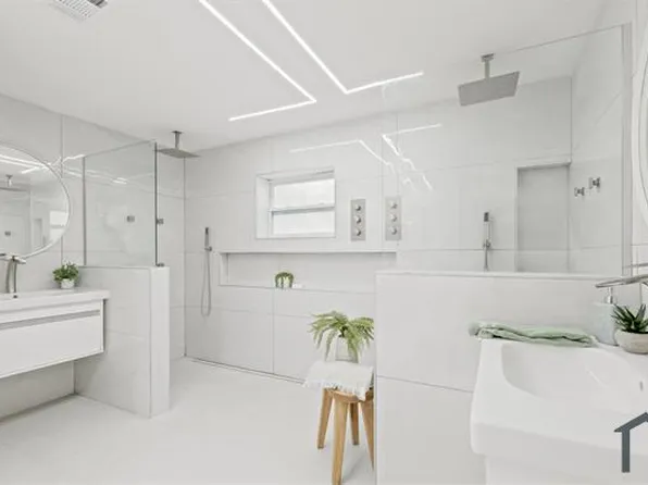 704 Wood Dr, Clearwater, FL 33755