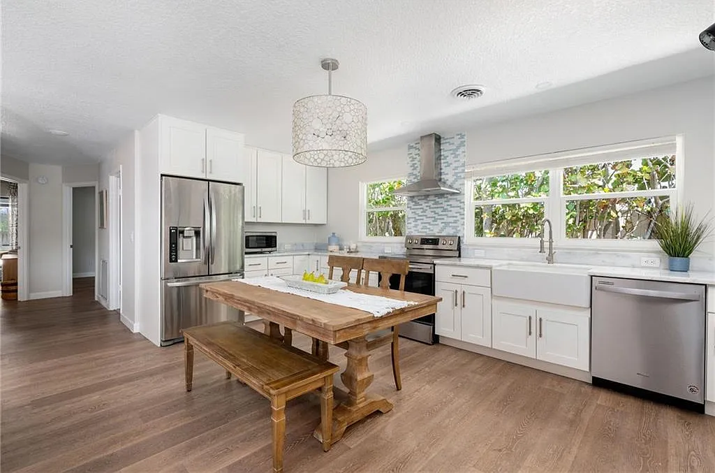 2 bed, $6,500 — Photo 3
