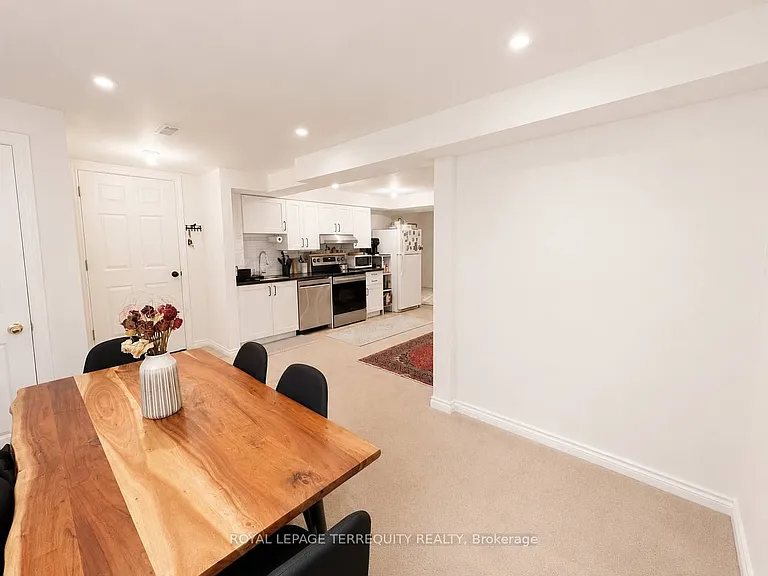 42 Portland Cres #LOWER LEVEL — Photo 9