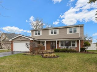 3129 Violet Ln, Northbrook, IL