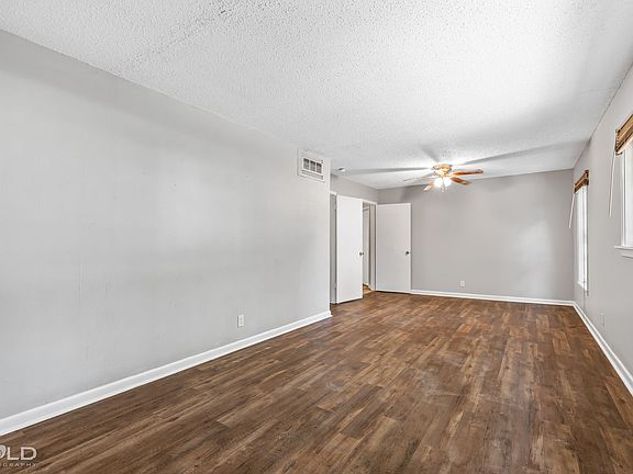 2nd image of 3135 W College St