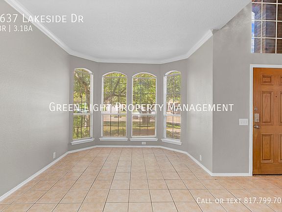 3rd image of 2637 Lakeside Dr