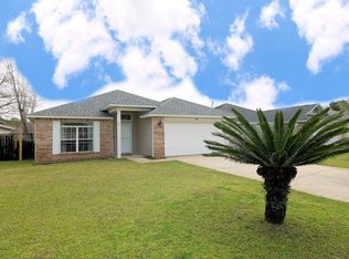 23 Kathleen Dr, Mary Esther, FL 32569