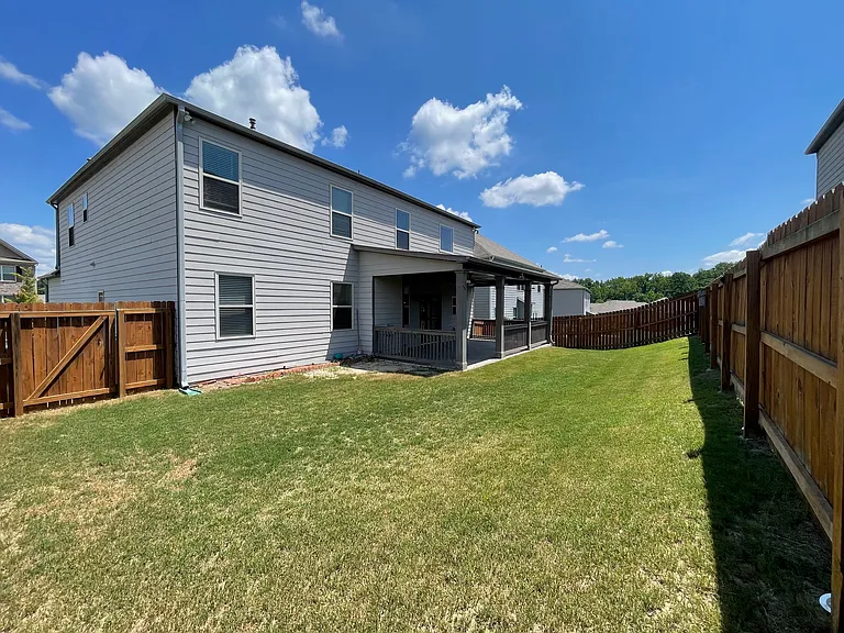 2125 Sorrento Ct — Photo 20