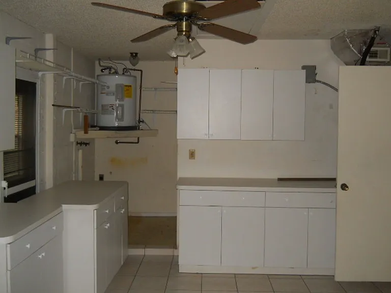 6247 Spring Hill Dr — Photo 24
