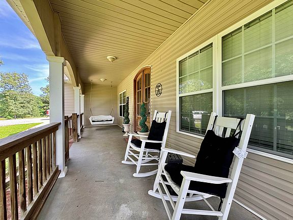 3rd image of 111 County Road 342