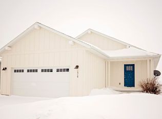 1518 Saint Justice St, Brookings, SD 57006