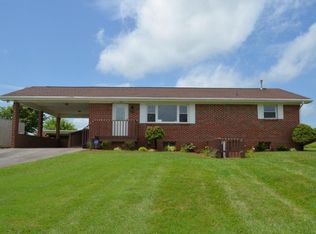 125 Corbin Heights Dr, Rogersville, TN 37857