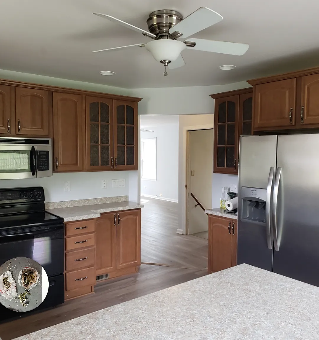 3 bed, 2576 sqft, $2,300 — Photo 1