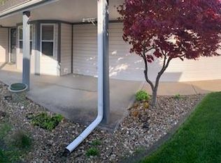 315 NW Durango St, Blue Springs, MO 64014