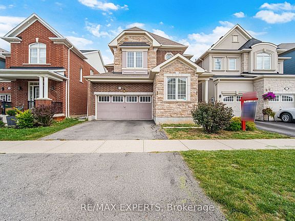 2nd image of 353 Cedar Hedge Rd