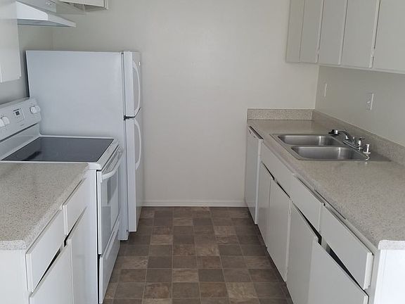 2nd image of 2424 S Leland St APT 11