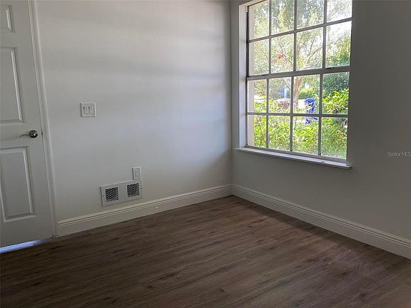 3rd image of 2522 Heath Ct