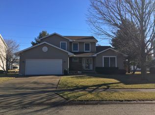 4588 Mission Dr, Decatur, IL 62526