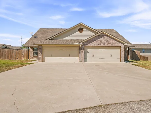 903 Dart Ct, Granbury, TX 76049