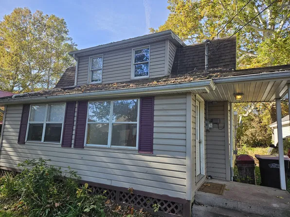 2881 Leona Ln, Williamsport, PA 17701