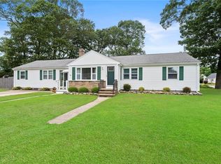 67 Vera St, Warwick, RI 02886