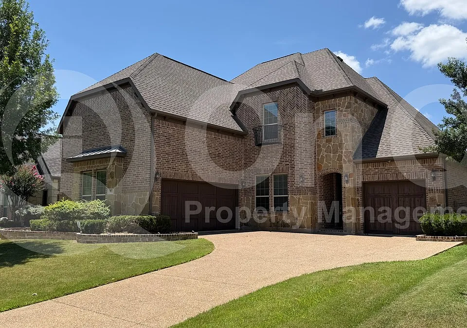 901 Colby Dr