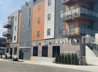 318 Grand River Ave #207, Pt Huron, MI 48060