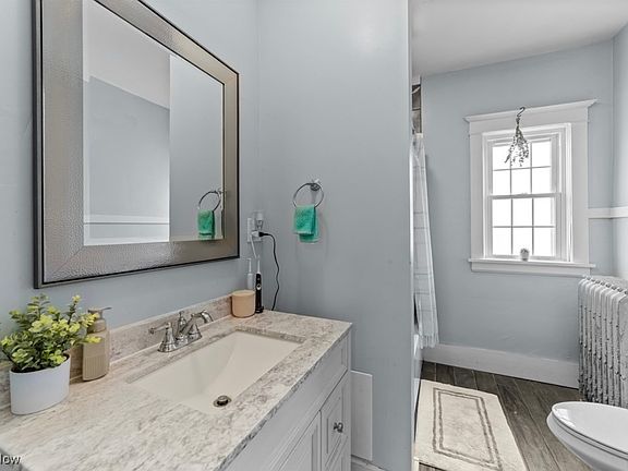 4th image of 2950 W 14th St #2