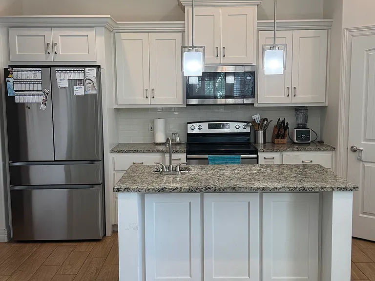 5800 Oriole Ave — Photo 8