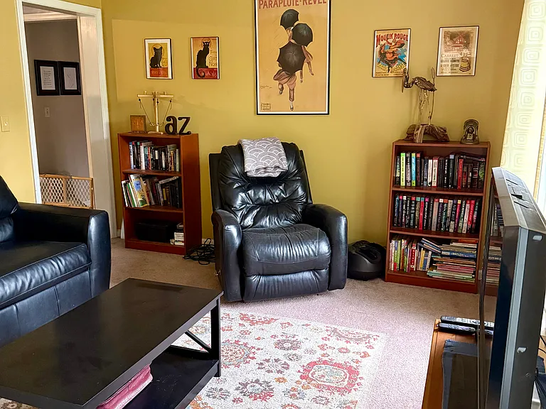 29701 Standish St — Photo 13