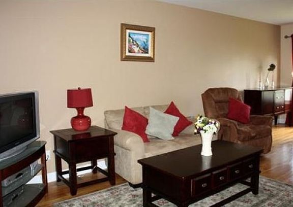 3rd image of 1034 Ethan Allen Dr