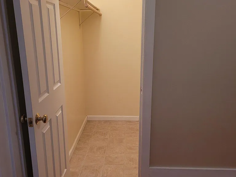 1001 Jefferson St — Photo 17