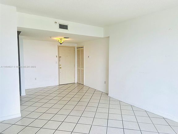 4th image of 3500 SW Coral Way #806