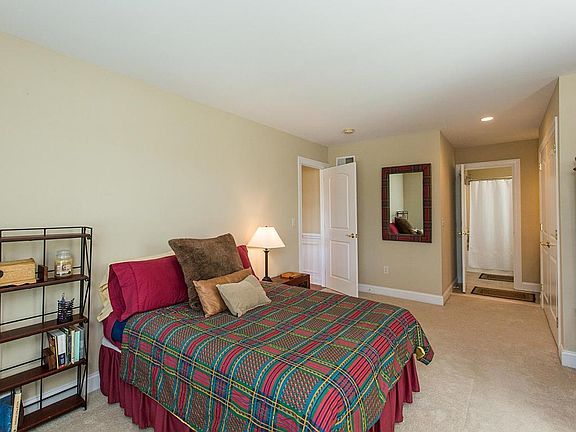 2nd image of 223 Meadow Creek Dr