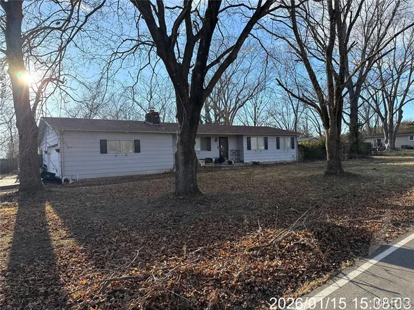 4073 Sycamore Ln, House Springs, MO 63051