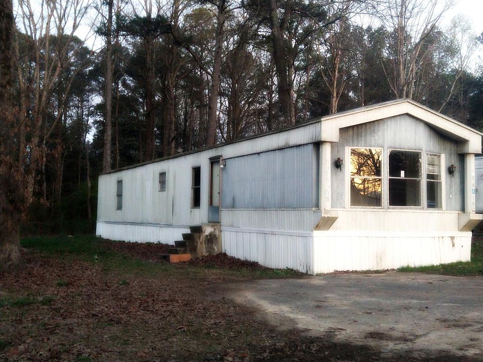 2nd image of 202 Leisure Acres Ct
