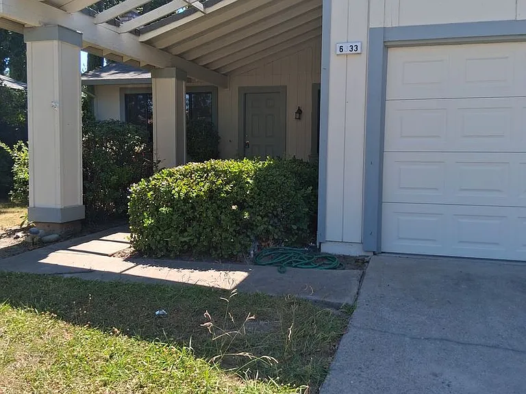 6333 Wittenham Way — Photo 3