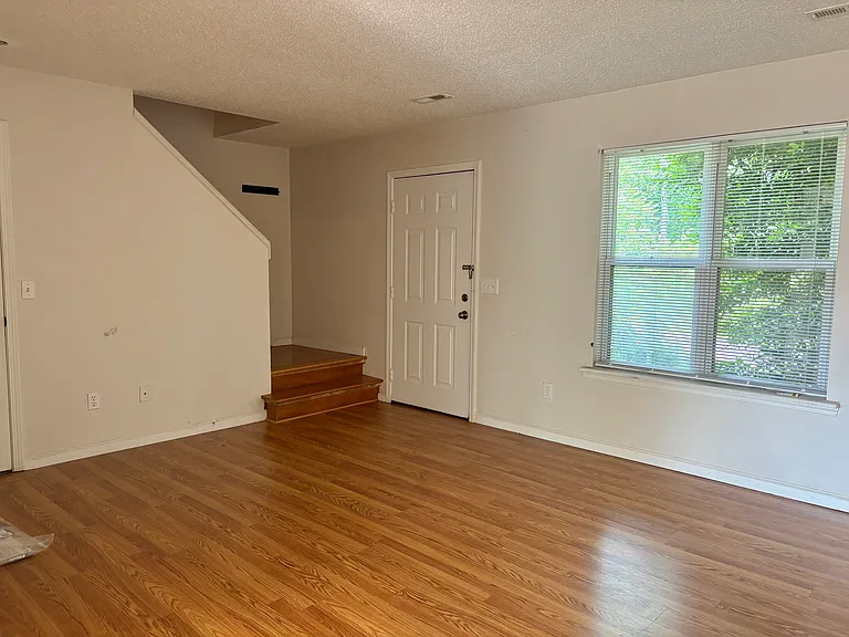 409 S Beech St #2 — Photo 3