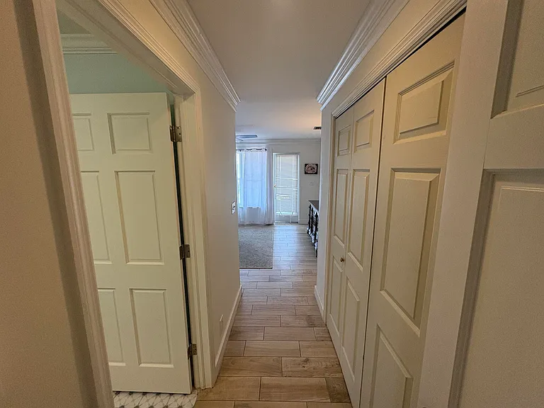 218 Whitehead St — Photo 10