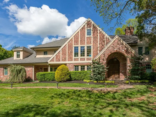 1238 Page Ter, Villanova, PA 19085